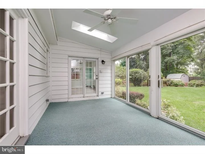 Photo of 321 N STANWICK ROAD