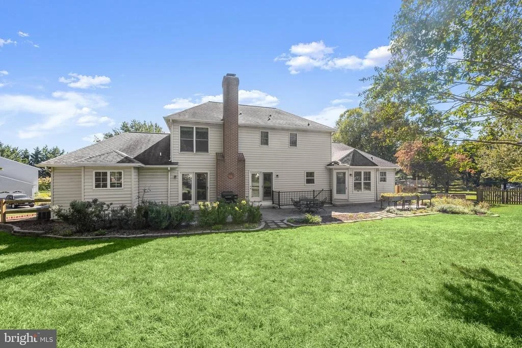 Photo of 1672 THRASHER DRIVE