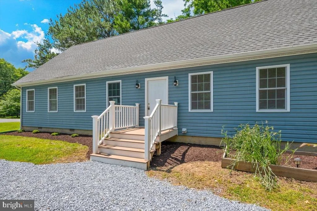 Photo of 10705 MILLBROOK DRIVE