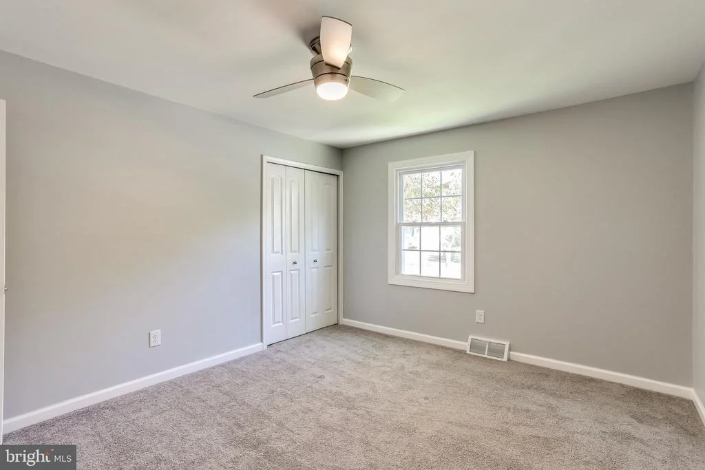 Photo of 5222 LIGHTNING VIEW ROAD