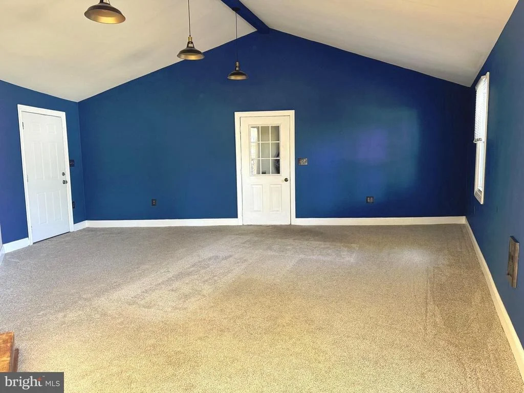 Photo of 494 SULKY LANE