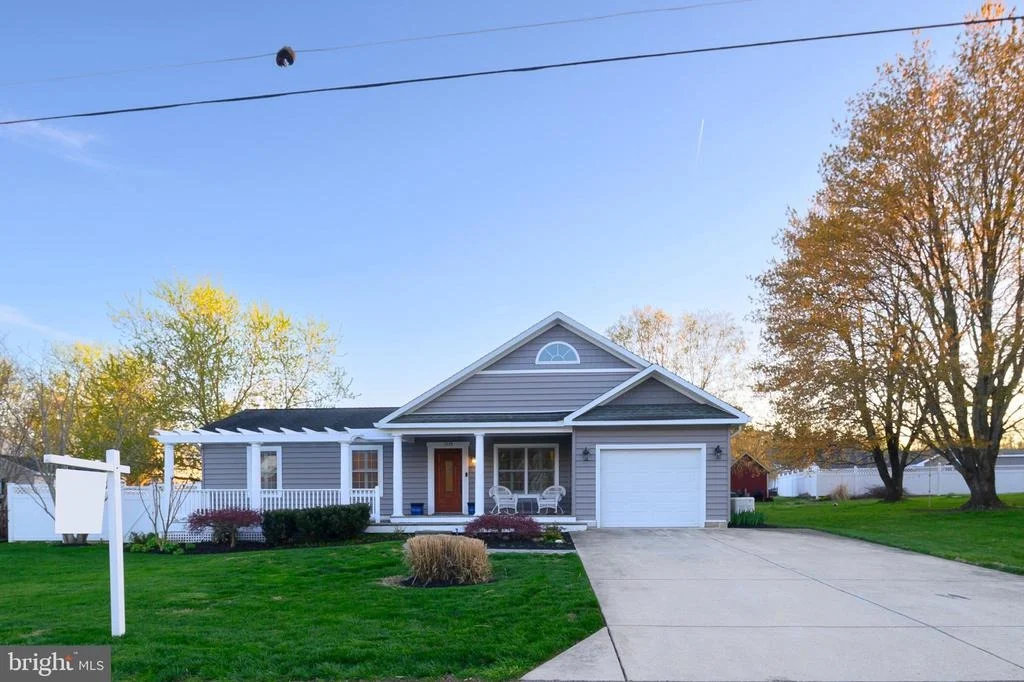Photo of 1535 RIDGELY DRIVE