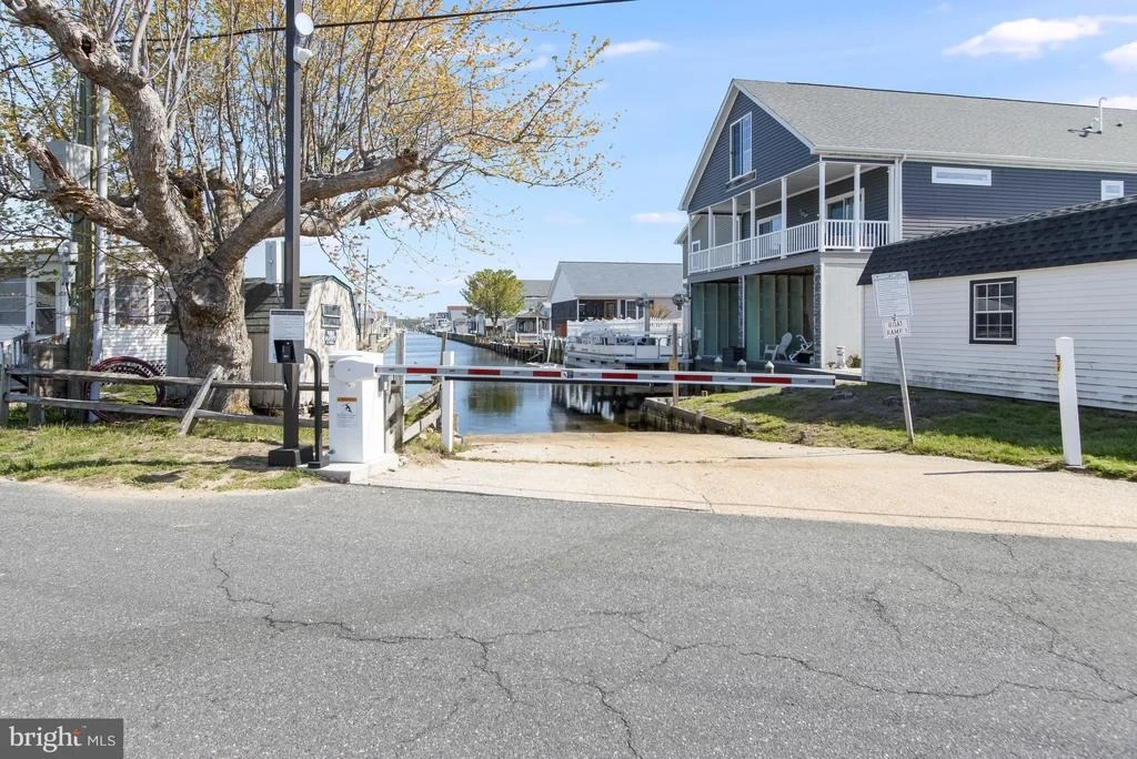 Photo of 36948 PINTAIL DRIVE