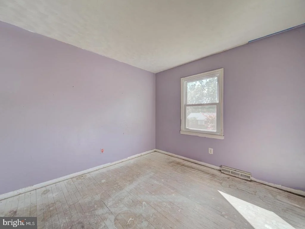 Photo of 9303 KIMBARK AVENUE