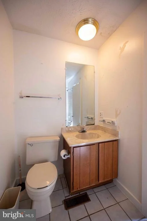 Photo of Unit 100AB at 377 SPITZ