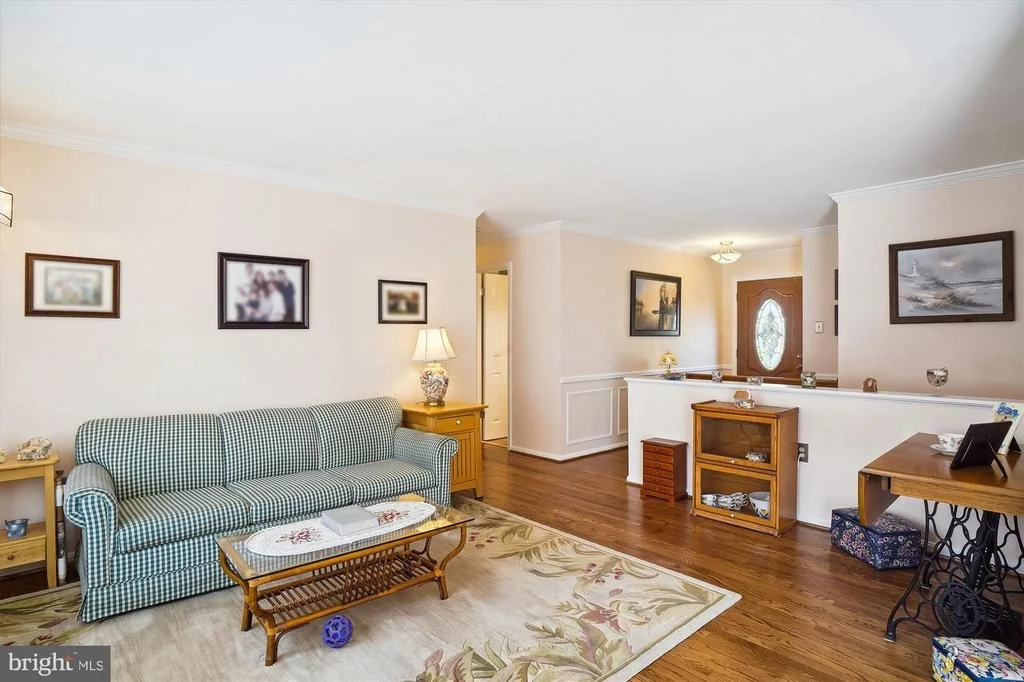 Photo of 24824 SHOWBARN CIRCLE