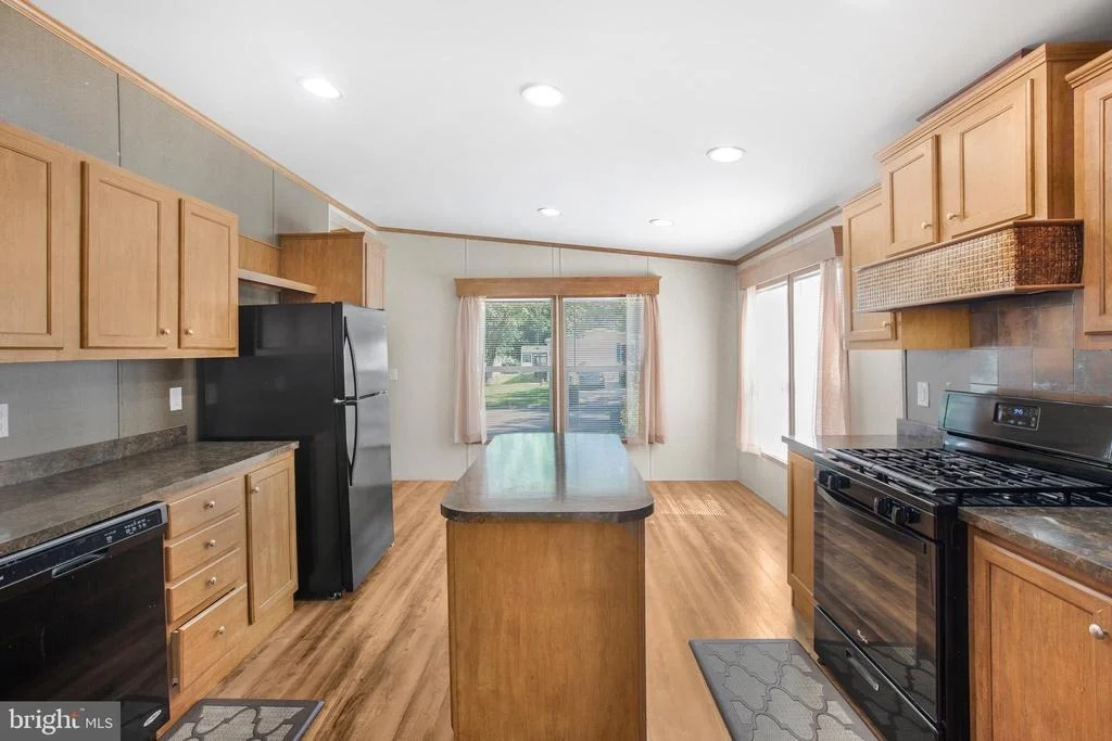 Photo of 199 BOONES DRIVE
