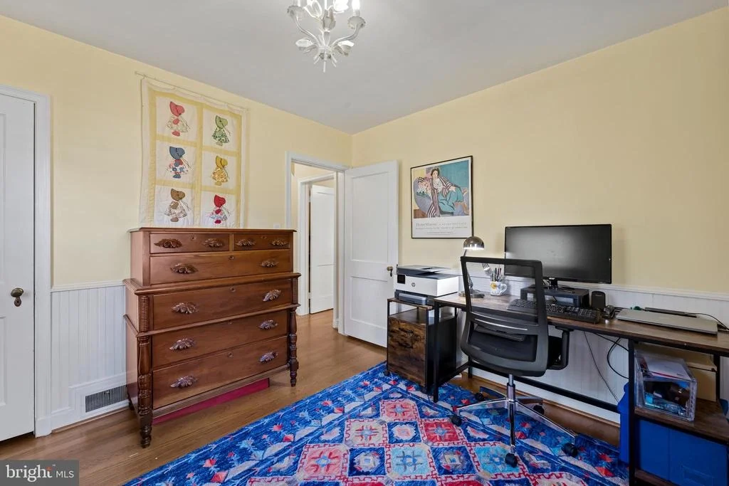 Photo of 330 BROADMOOR ROAD