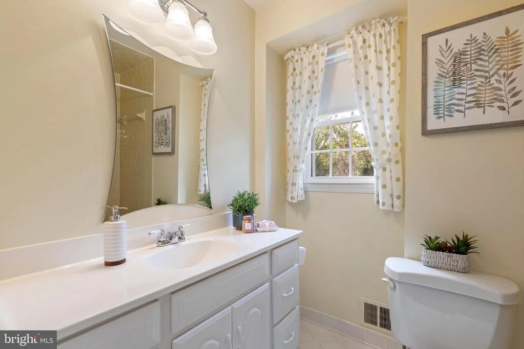 Photo of 11729 DEVILWOOD DRIVE