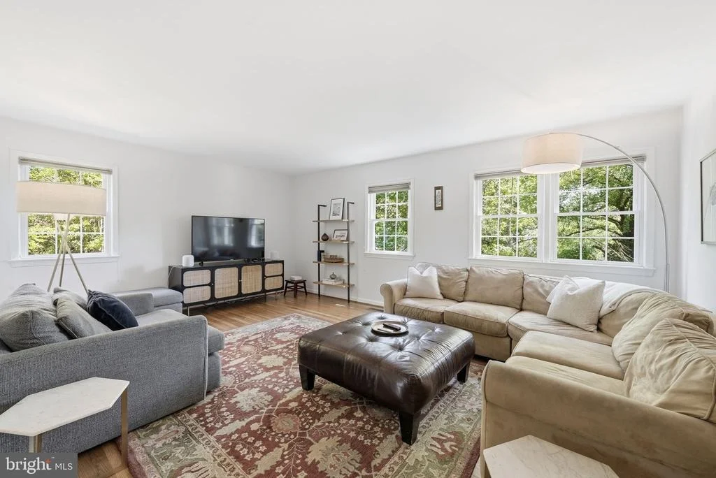 Photo of 2111 STATUTE LANE