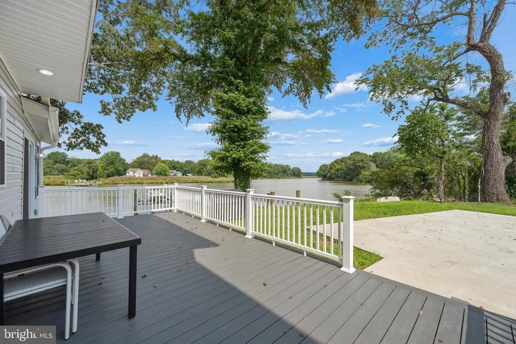 Photo of 456 DEALE ROAD