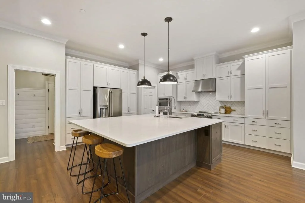 Photo of 13 HOFFMAN DR