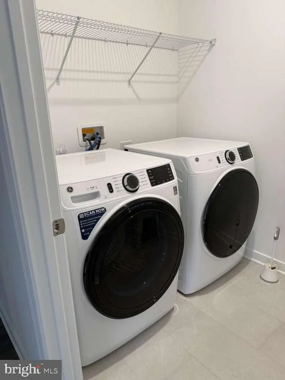 Photo of 1005 BUXTON CIRCLE