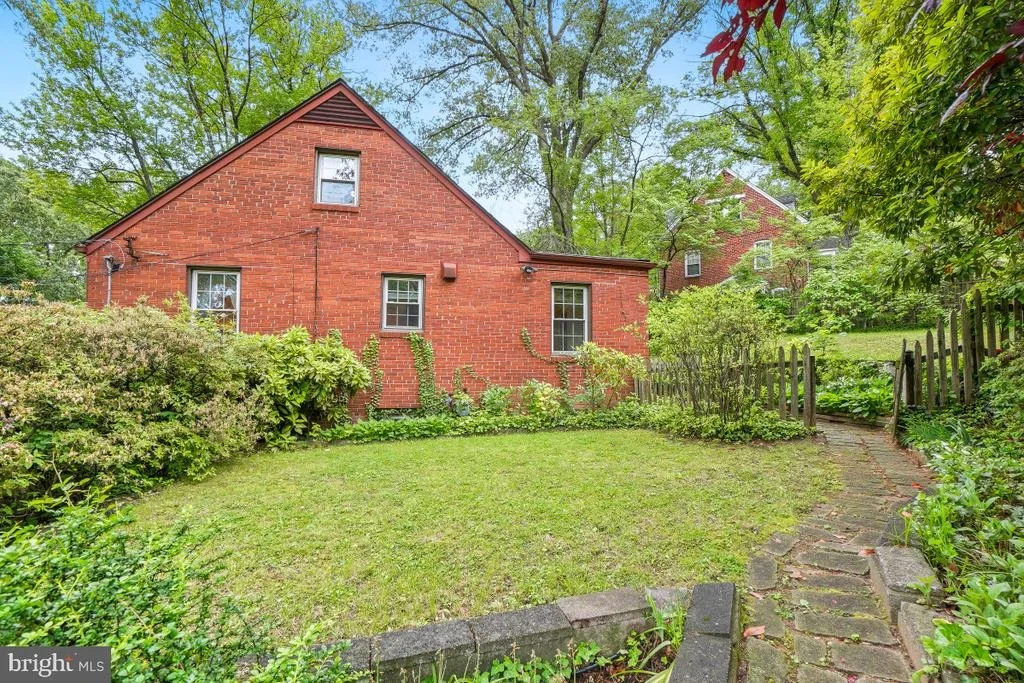 Photo of 8318 HADDON DRIVE