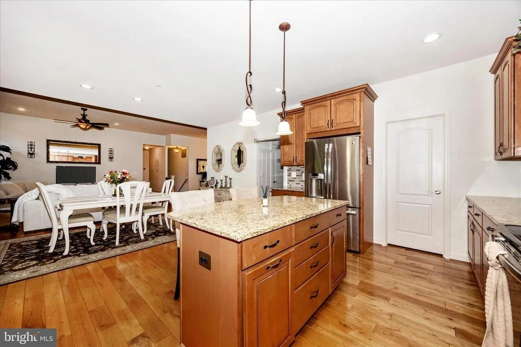 Photo of 7145 LINGANORE ROAD