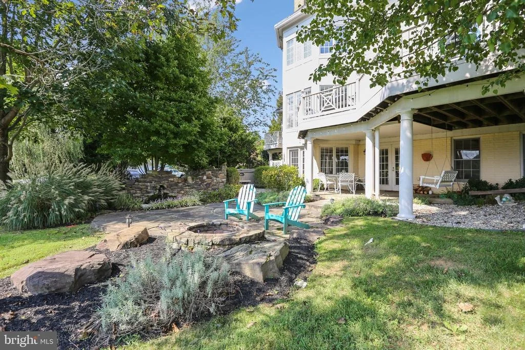 Photo of 2113 LINK ROAD
