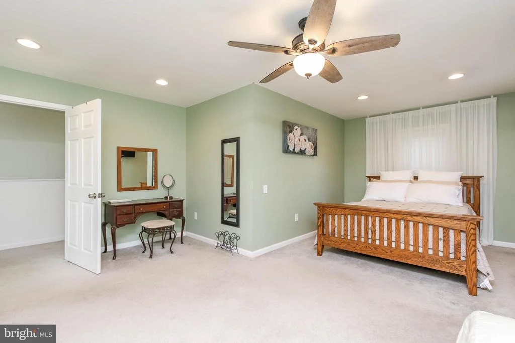 Photo of 5939 MEADOW ROAD