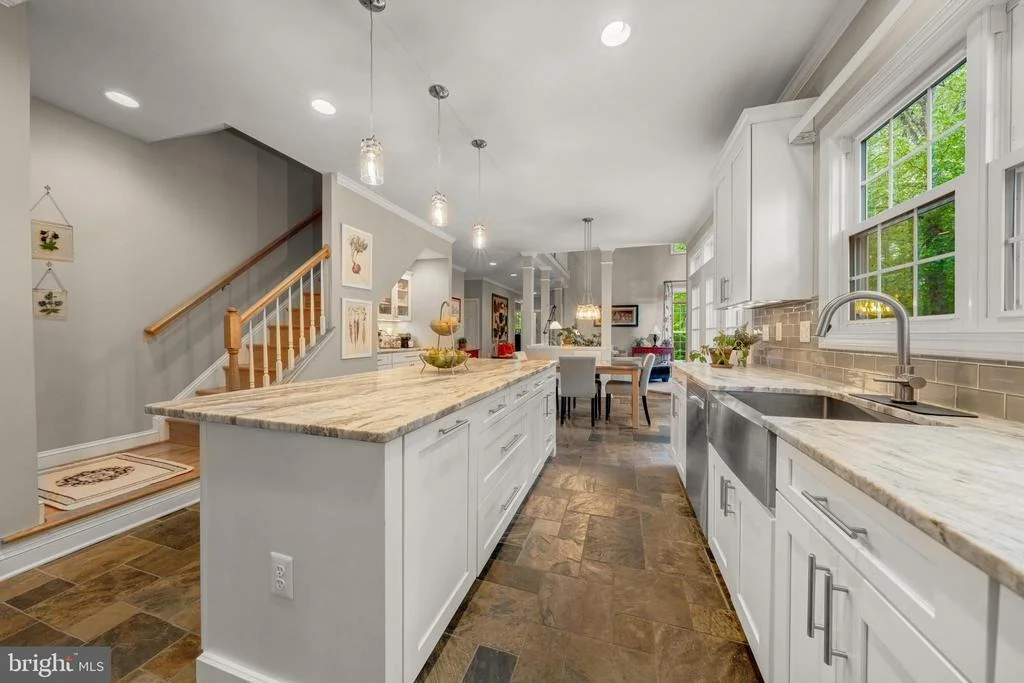 Photo of 40845 FOREST GLEN DRIVE