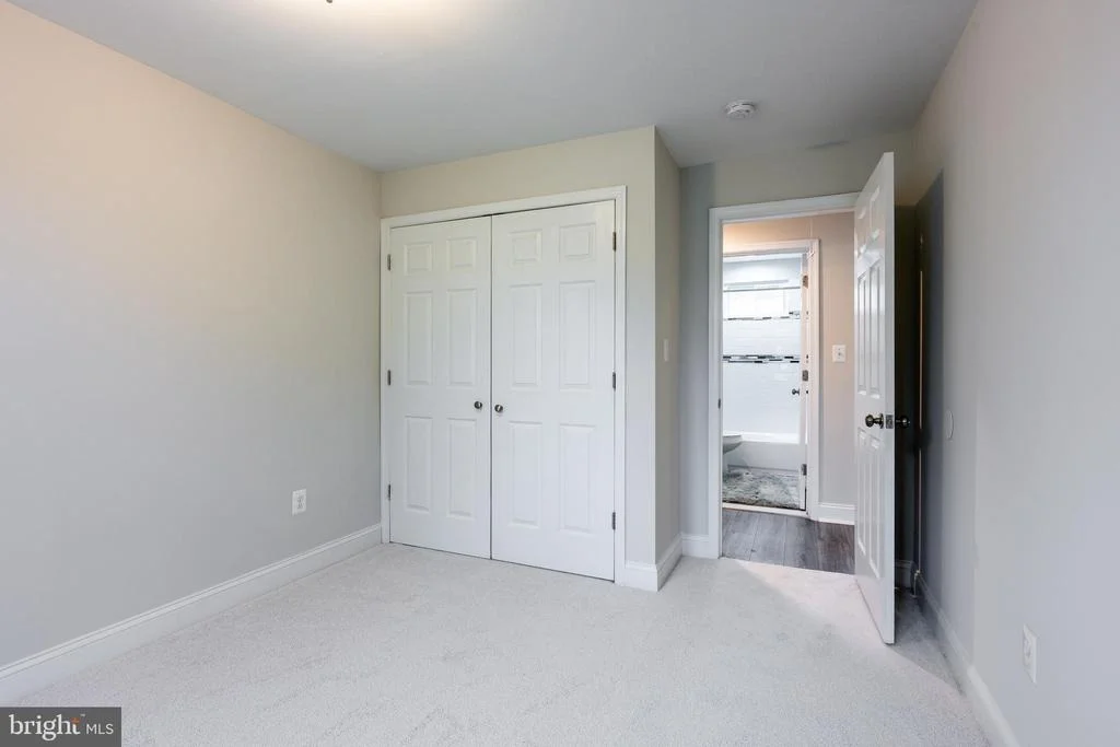 Photo of 1020 THOMAS ROAD
