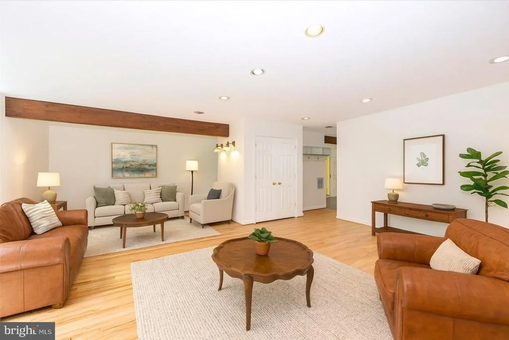 Photo of 9441 HOLBROOK