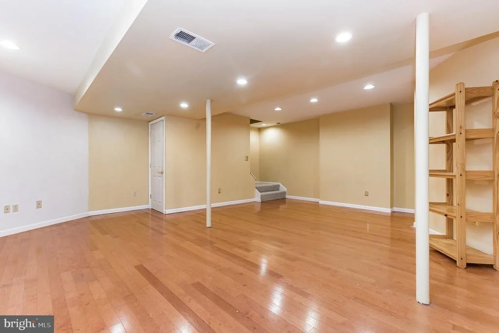 Photo of 794 WINDGATE DRIVE