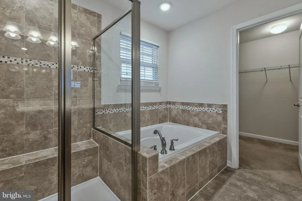 Photo of 1113 LONG FARM CIRCLE
