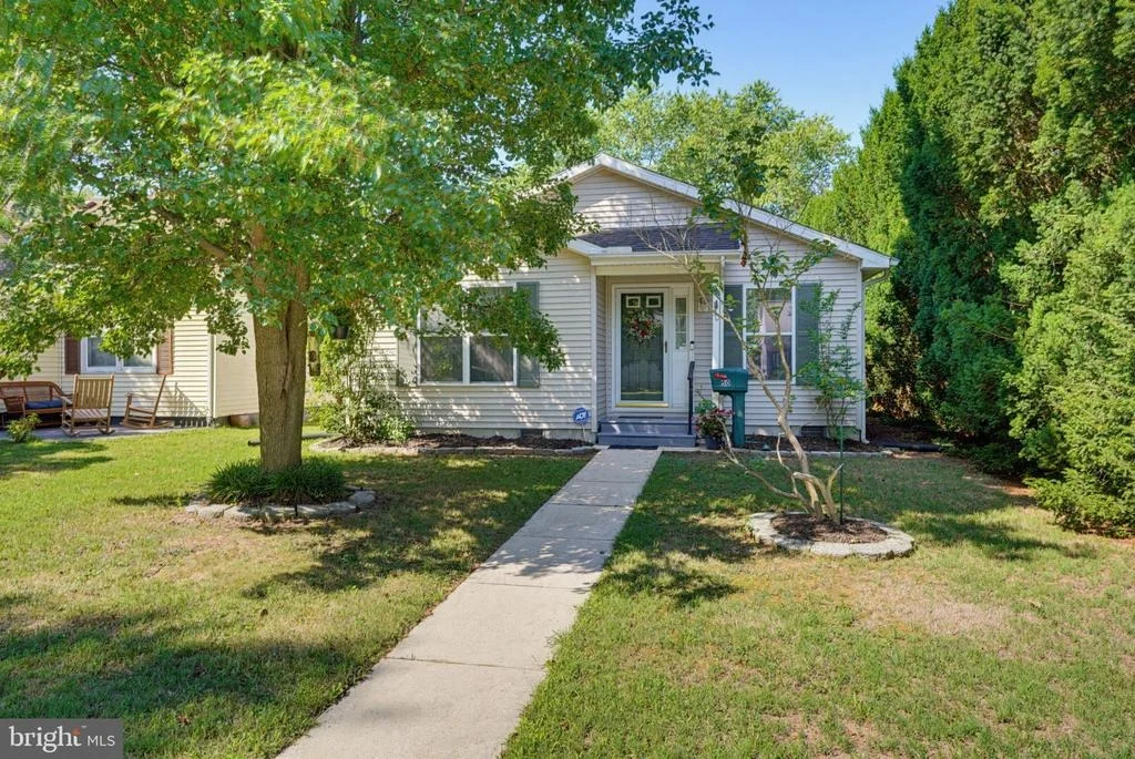 Photo of 50 N HALSEY ROAD