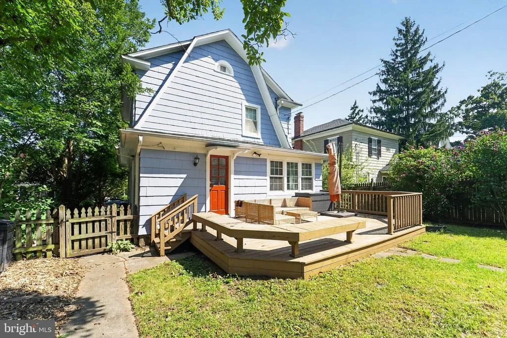 Photo of 2411 EVERTON ROAD