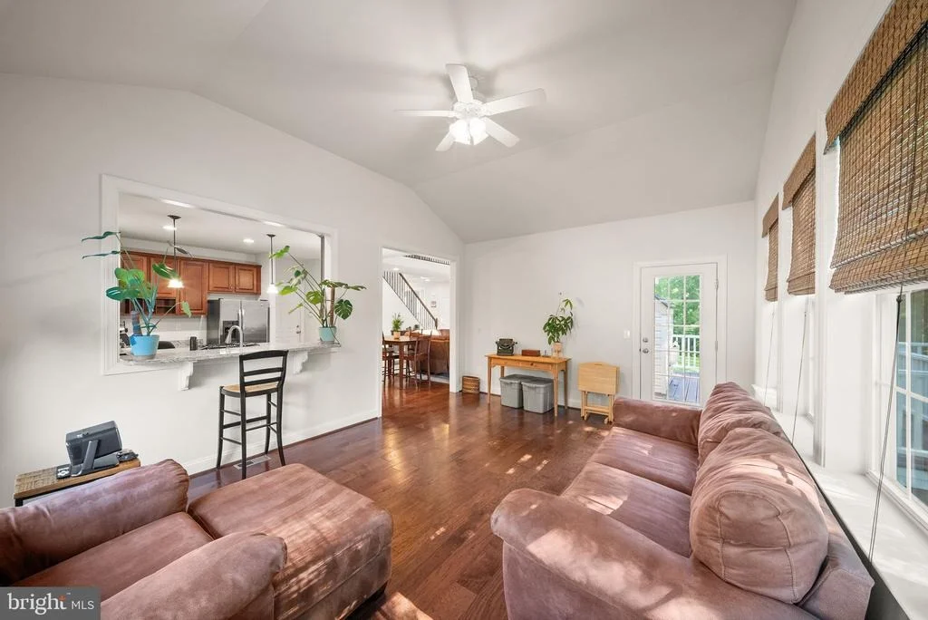 Photo of 9405 LOMAX FOREST DRIVE