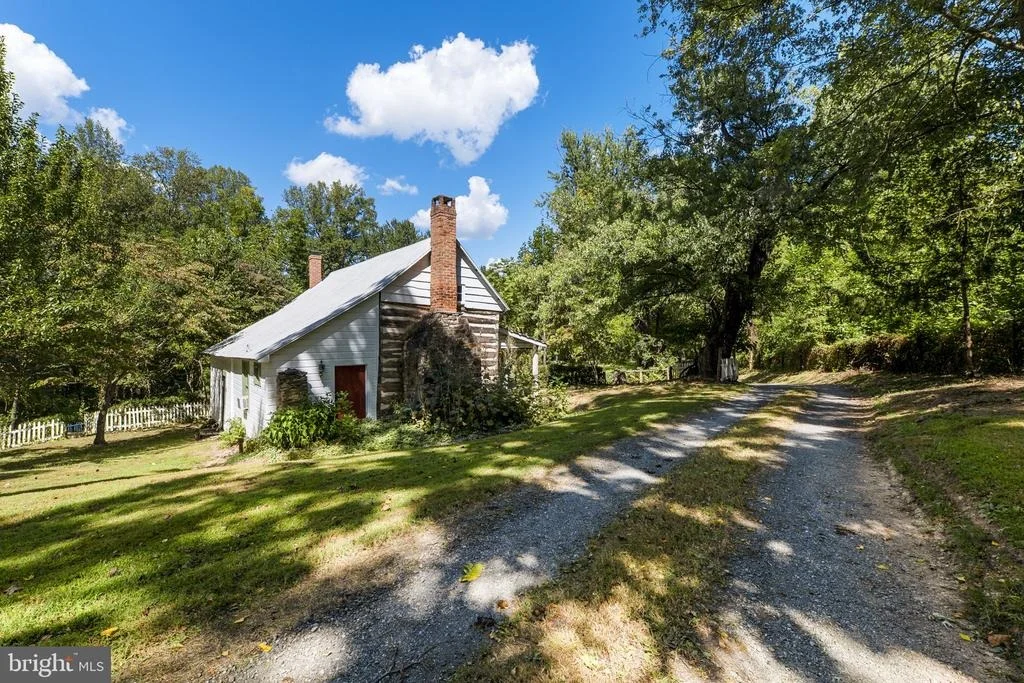 Photo of 16112 BARNESVILLE ROAD