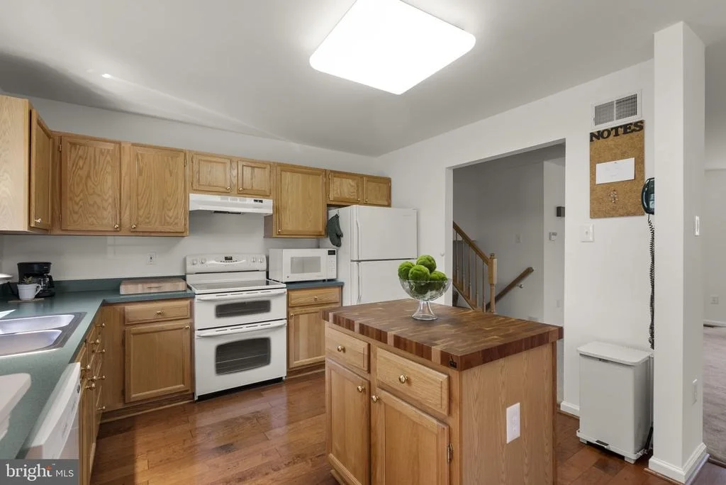 Photo of 9543 RIDGEVIEW DRIVE
