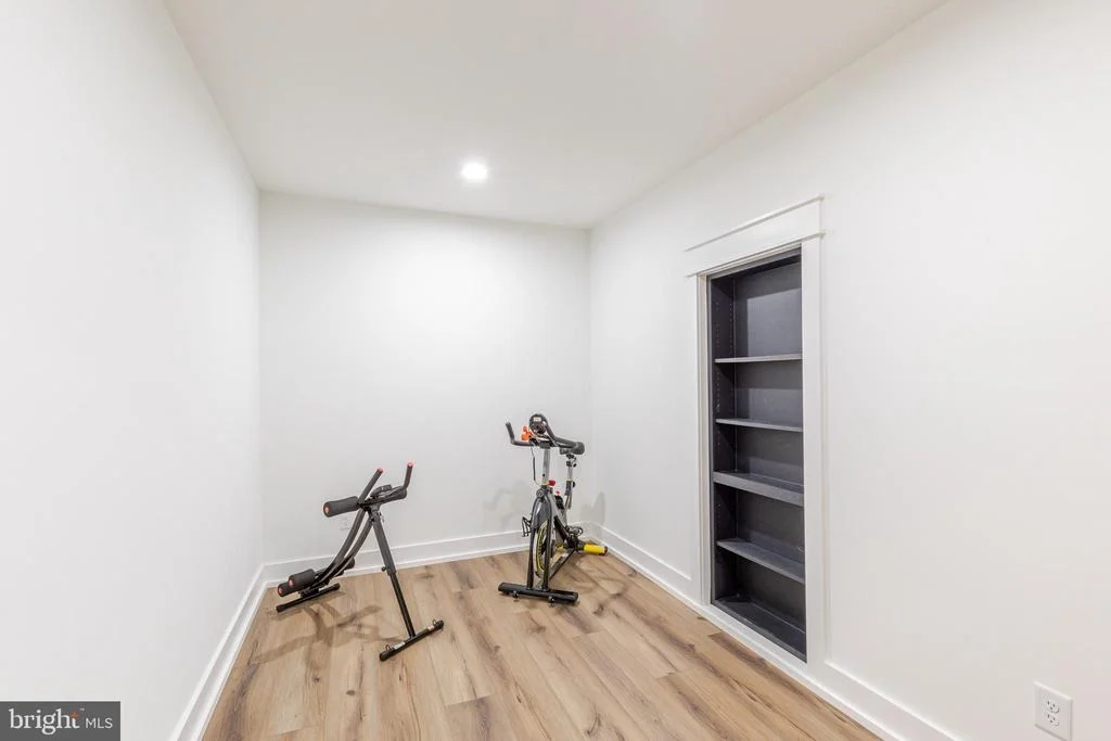 Photo of 23851 LANDS END DRIVE