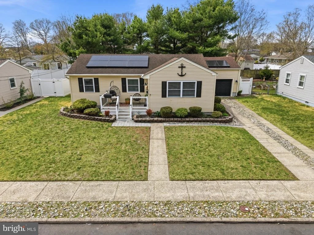 Photo of 210 RIDGEWOOD DRIVE