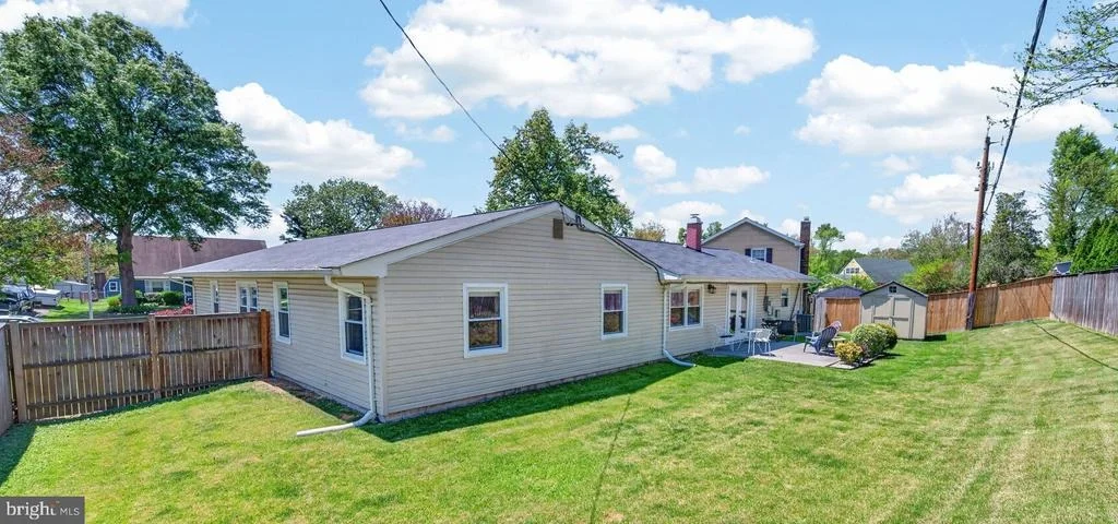 Photo of 3905 CARVEL LANE