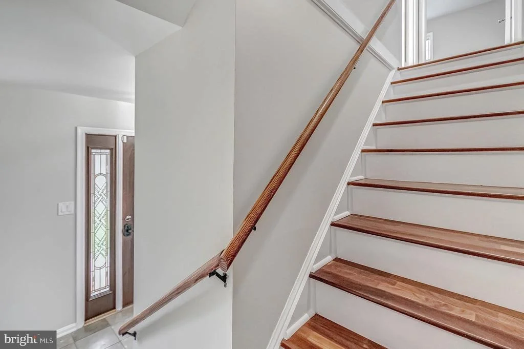 Photo of 2608 VILLAGE LANE