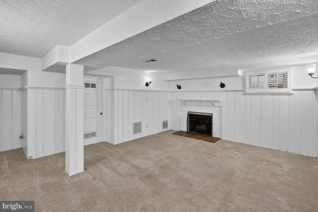 Photo of 8201 LARRY PLACE