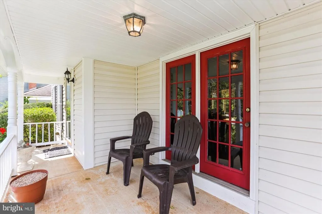 Photo of 927 POINTER RIDGE DRIVE