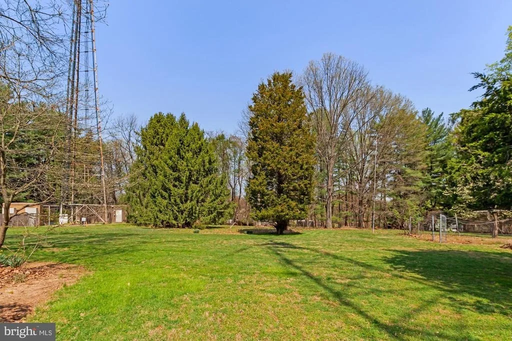 Photo of 17335 DONORA ROAD