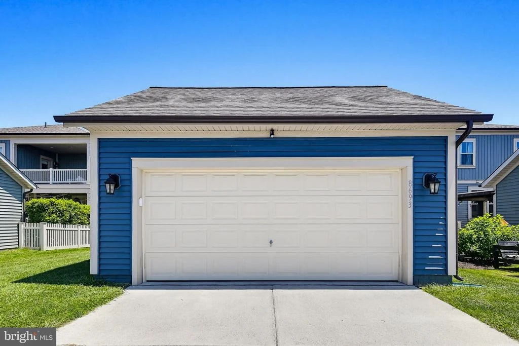 Photo of 8693 SATINWOOD DRIVE