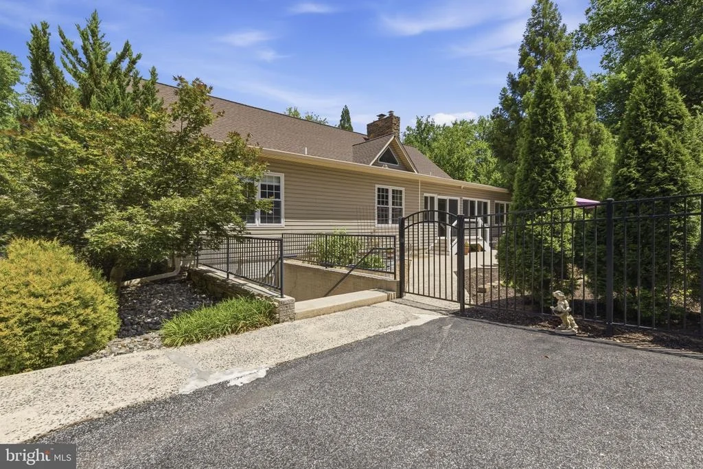 Photo of 3435 WALNUT ROAD
