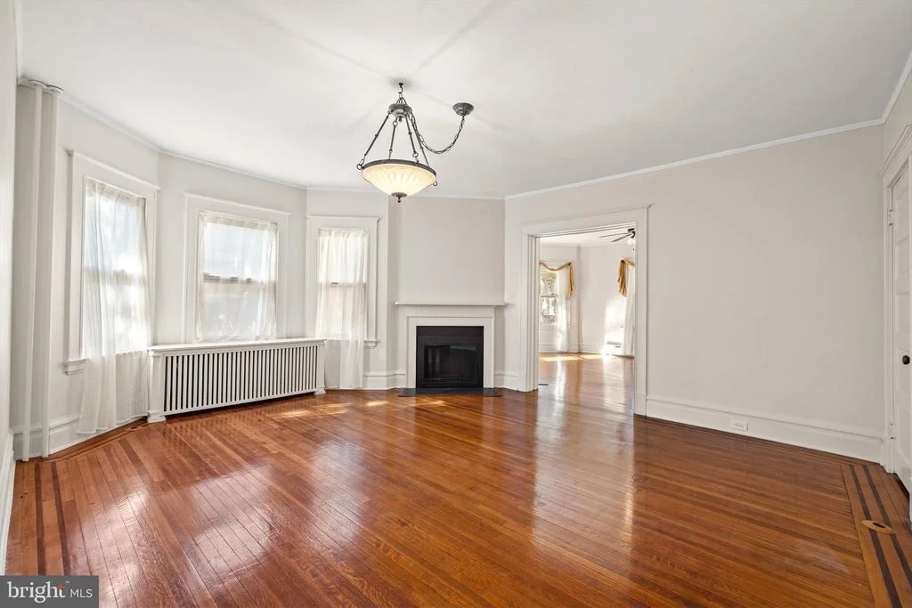 Photo of 225 HAWTHORNE ROAD