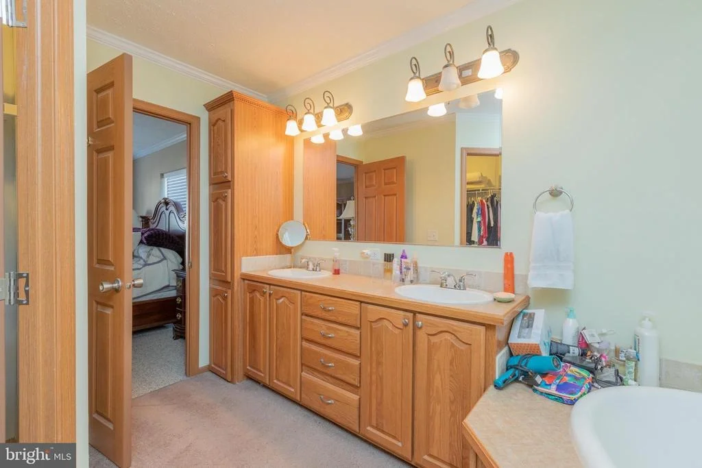 Photo of 14719 PAN AM AVENUE