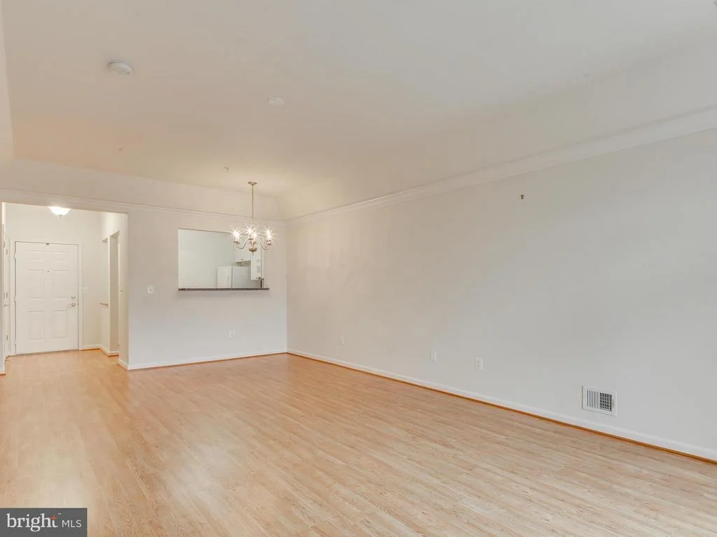 Photo of Unit 208 at 7305 MAPLECREST ROAD