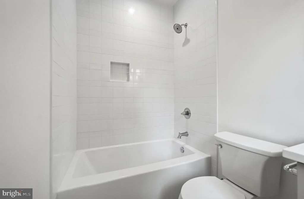 Photo of 3400 SAYLOR PLACE