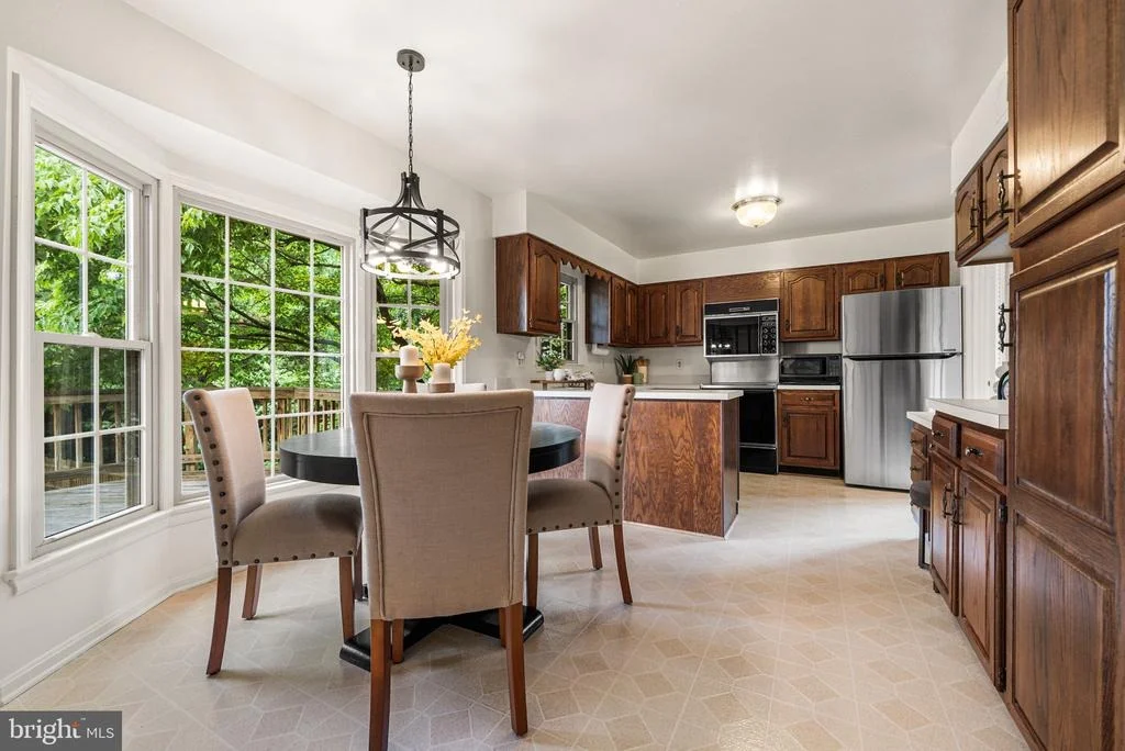 Photo of 6011 BURNSIDE LANDING DRIVE