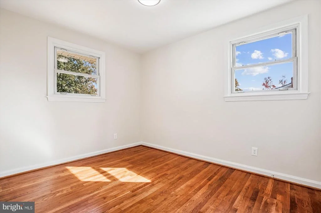 Photo of 11603 VEIRS MILL ROAD