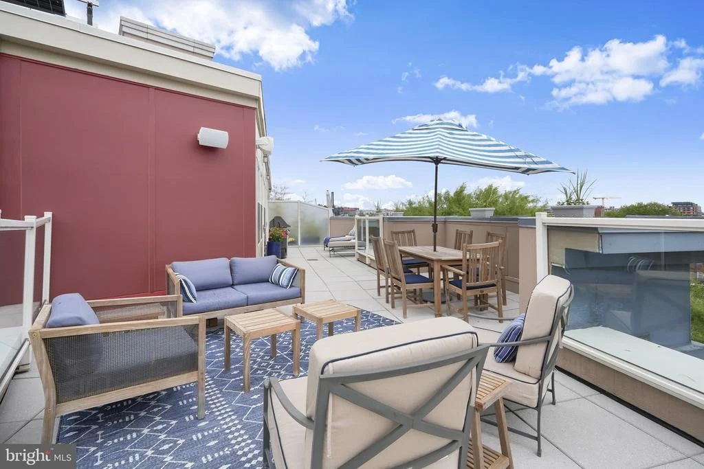 Photo of Unit 310 at 1210 R STREET NW