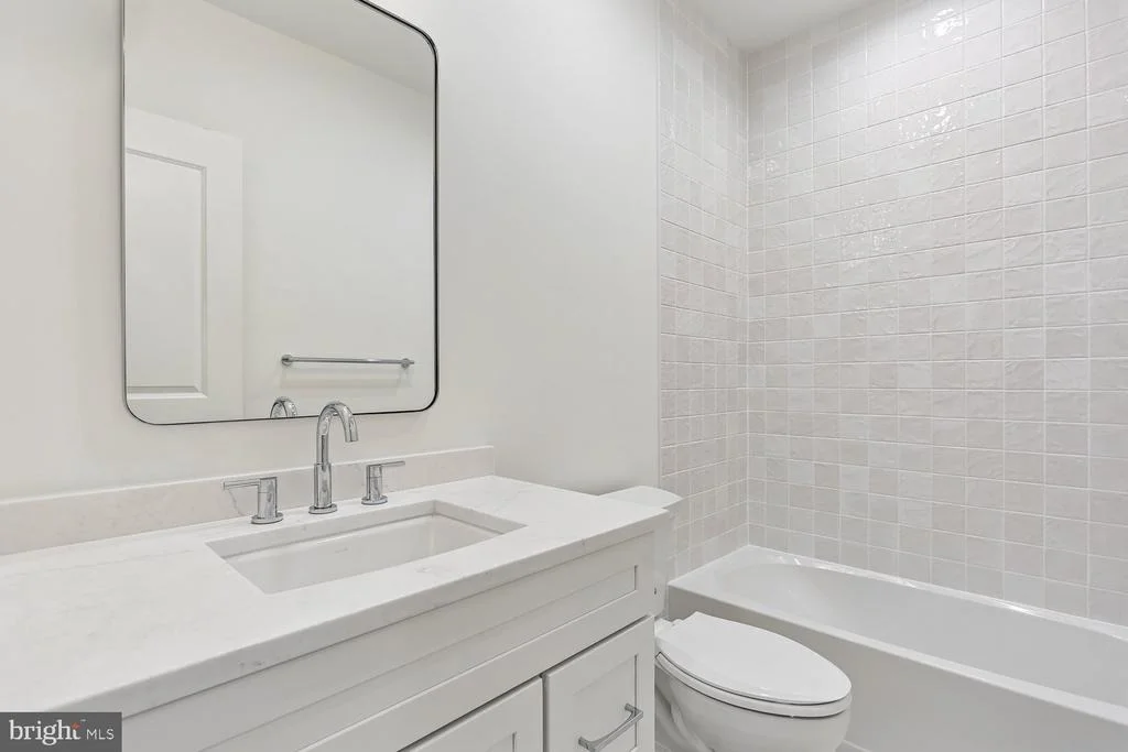 Photo of 6217 PLAINVIEW ROAD