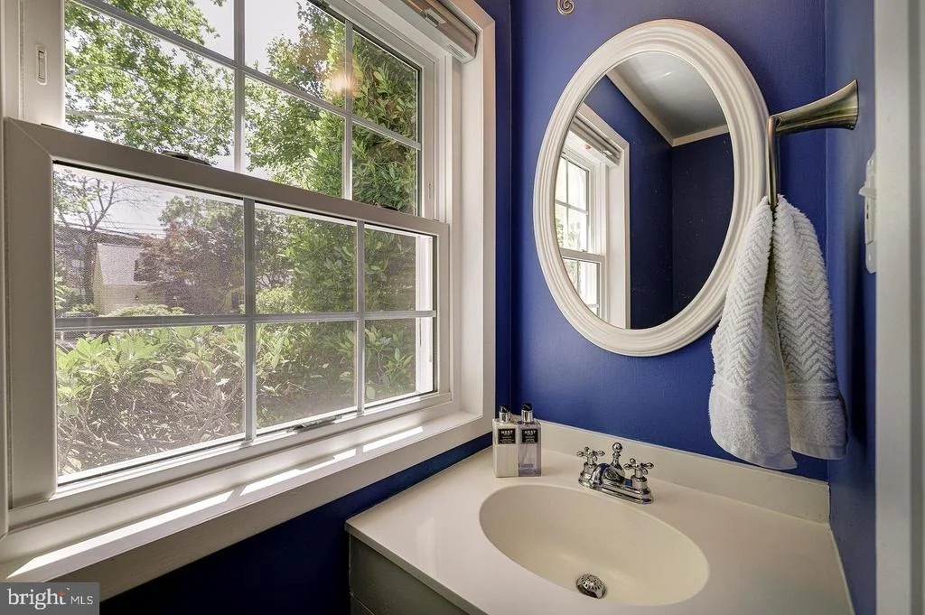 Photo of 3905 LAIRD PLACE