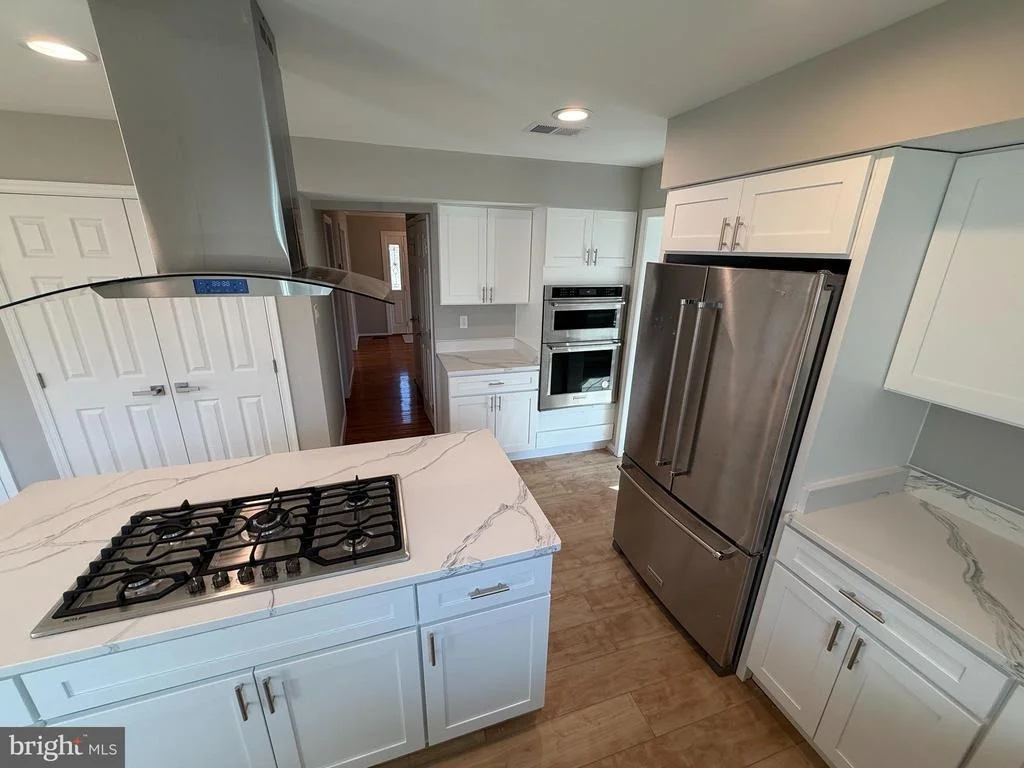 Photo of 6111 RICHMANOR TERRACE
